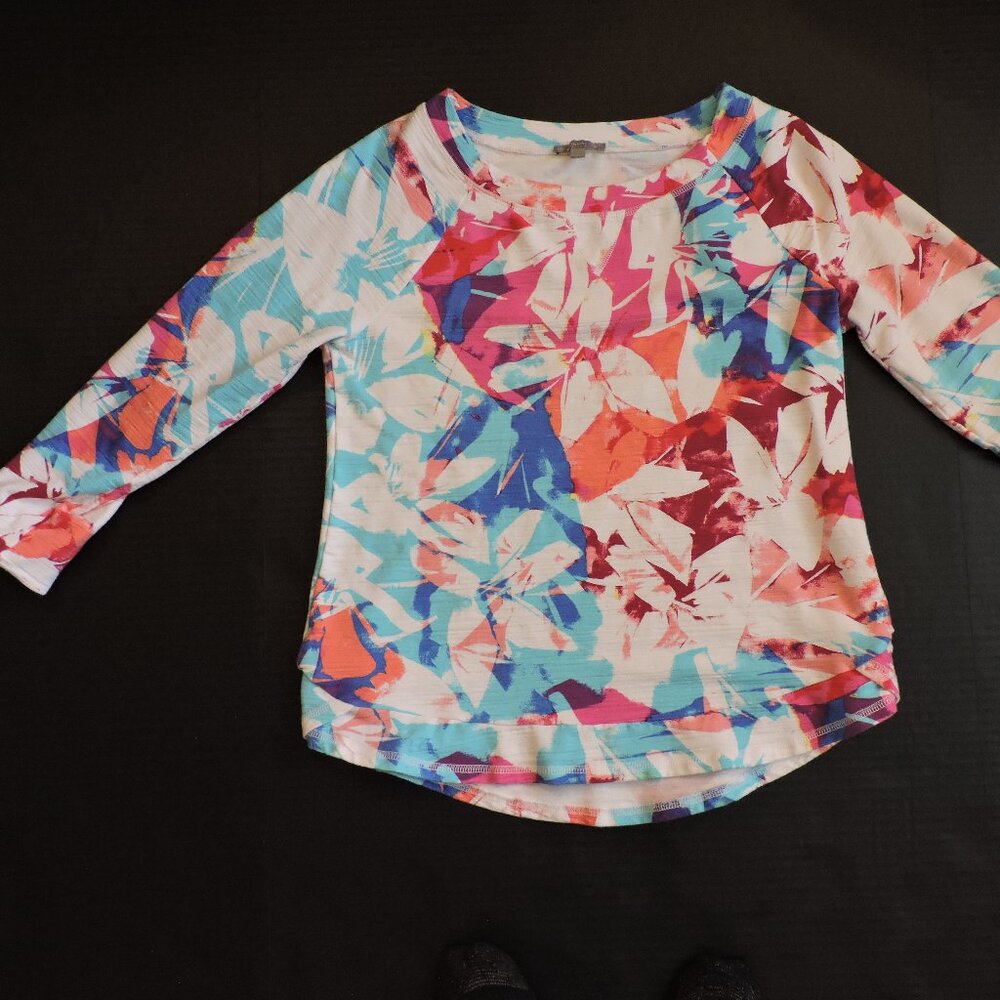 T by Talbots Small Petite Beau crewneck workout shirt